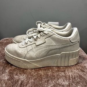Puma platform size 8 cream colored sneakers